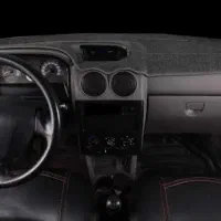 رو داشبرد و کفی سه بعدی و صندوق