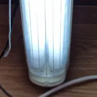 یک چراغ اضطراری ویک چارو شارژی