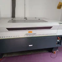 برش لیزری co2و دیودی و پرس حرارتی