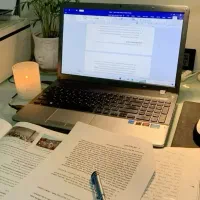 همکاری در تدوین پایان نامه و پروپوزال دانشجویی