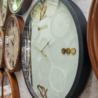 ساعت دیواری فلزی قطر ۶۵ بزرگ