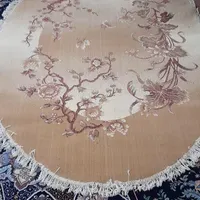 دو عدد قالیچه بیضی و چهارگوش ماشینی