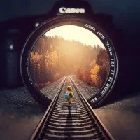 طراحی پوستر و کارت ویزیت حرفه‌ای فوری و باکیفیت