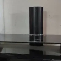 میز تلویزیون شیشه ای در حد نو