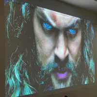 ویدئو پروژکتور سینما و کافه