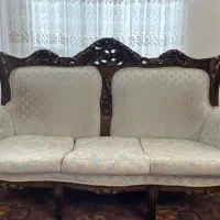 مبل ۷نفره به همراه ۲ صندلی/گل میزو دو عدد میز عسلی