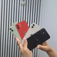 اپل iPhone 12 با حافظهٔ ۱۲۸ گیگابایت
