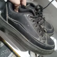 کفش|کیف، کفش، کمربند|آشخانه, |دیوار