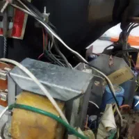 سه دستگاه تلویزیون قدیمی،عتیقه نوستالوژیک|کلکسیون اشیاء عتیقه|آباده, |دیوار