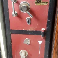 گاو صندوق دو طبقه