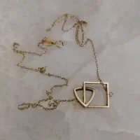 گردنبند اسپرت زیبا ومحکم ۱۰۰هزار بالای نرخ تابلو