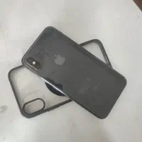 ایفون xs
