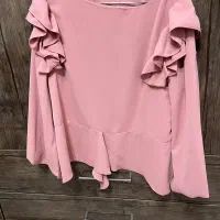 تعدادی شومیز مجلسی|لباس|لاهیجان, جمهوری|دیوار