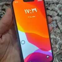 یک عدد گوشی ایفن ۱۳ طرح در حد