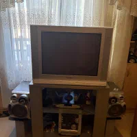 تلویزیون سامسونگ و دو عدد بلندگو|تلویزیون و پروژکتور|اصفهان, هزارجریب|دیوار