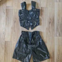 تعدادی لباس و ست فانتزی زنانه نو