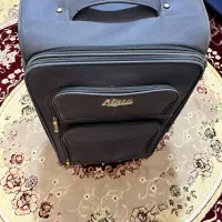 چمدان مسافرتی