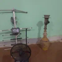 دو عدد آنتن سیم دار وبی سیم یک عدد قلیون قدیمی