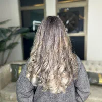 خدمات رنگ مو و لایت مو آمبره و بالیاژ