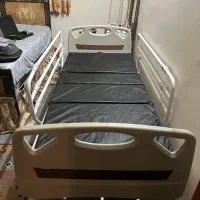 تخت بیمارستانی و ویلچر قابلیت تنظیم ارتفاع|آرایشی، بهداشتی، درمانی|لاهیجان, شهید آوینی|دیوار