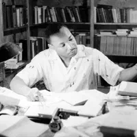 20 متر دفتر کار نیاوران با وسایل / لوکیشن خیلی دنج