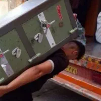 باربری و حمل اثاثیه شبانه روزی با کارگر مجرب