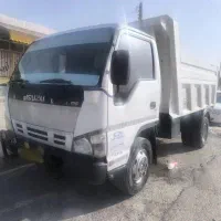 ایسوزو ۶ تن کمپرسی