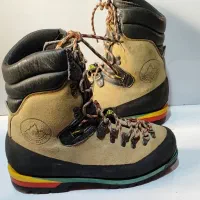 کفش کوهنوردی برند لاستپورتیوا ایتالیا سایز 44