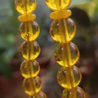 کهربا مورچه دار|کلکسیون اشیاء عتیقه|اردل, |دیوار