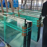 جابجای و حمل شیشه دوجداره.