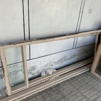 تعدادی درب و پنجره فلزی و چارچوب فرانسوی|مصالح و تجهیزات ساختمان|محمدیه-قزوین, |دیوار