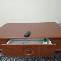 میز جلو مبلی در حد نو نو یه ماه استفاده شده|مبلمان خانگی و میز عسلی|ری, حمزه‌آباد|دیوار