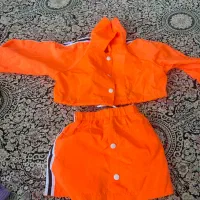 تعدادی لباس دخترانه|کفش و لباس بچه|شیراز, ریشمک|دیوار