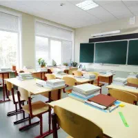 تدریس دروس ابتدایی به صورت گروهی و خصوصی