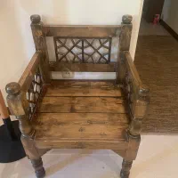 صندلی چوبی سنتی