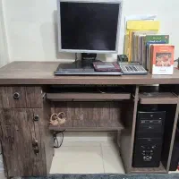 میز تحریر /کامپیوتر/در حد نو