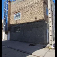 خانه دوطبقه ونیم سر دونبش