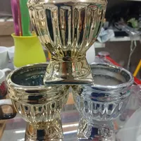 گلدان طلایی و نقره ای