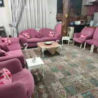 مبل ۹ نفره با سه عدد میز عسلی بزرگ و کوچک و صندلی|مبلمان خانگی و میز عسلی|اصفهان, شفق|دیوار