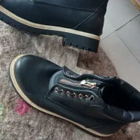 نیم بوت|کیف، کفش، کمربند|شهرکرد, |دیوار