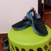 کفش وکتونی|کیف، کفش، کمربند|سورک, |دیوار