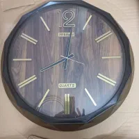 ساعت دیواری