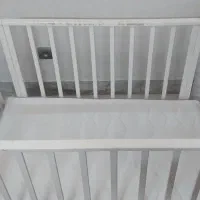 تخت کنار مادر نوزاد