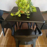 ۵ عدد میز و صندلی