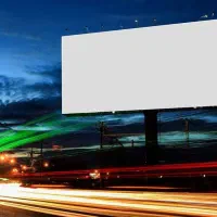 موتور سوار جهت عکسبرداری (شیفت شب)