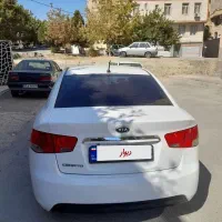 سراتو ۲۰۱۵ سایپایی بدون رنگ اتماتیک
