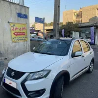 کویک‌r مدل ۱۴۰۲ سفید مشکی