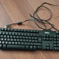 کیبورد مارک Dell و یک عدد ماوس hp