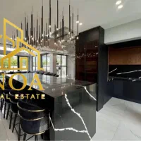 ۱۷۰ متر / سه خواب / دو خواب مستر / حیاط اختصاصی