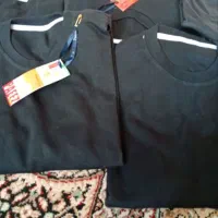 تعداد زیادی لباس بچگونه هست به دلیل تغییر شغل